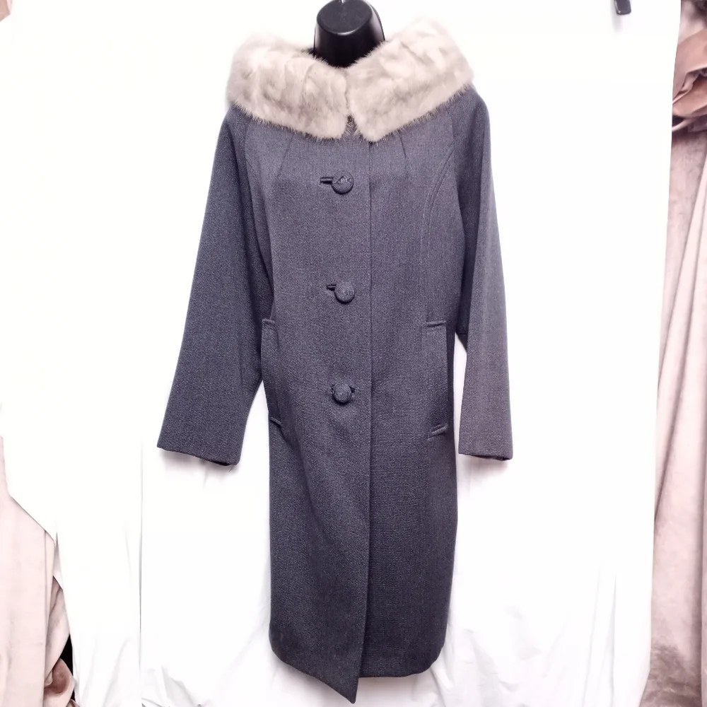 Vintage (1950's) Holly Gab Wool Coat w/Gray Mink Fur Collar - Picture 1 of 8